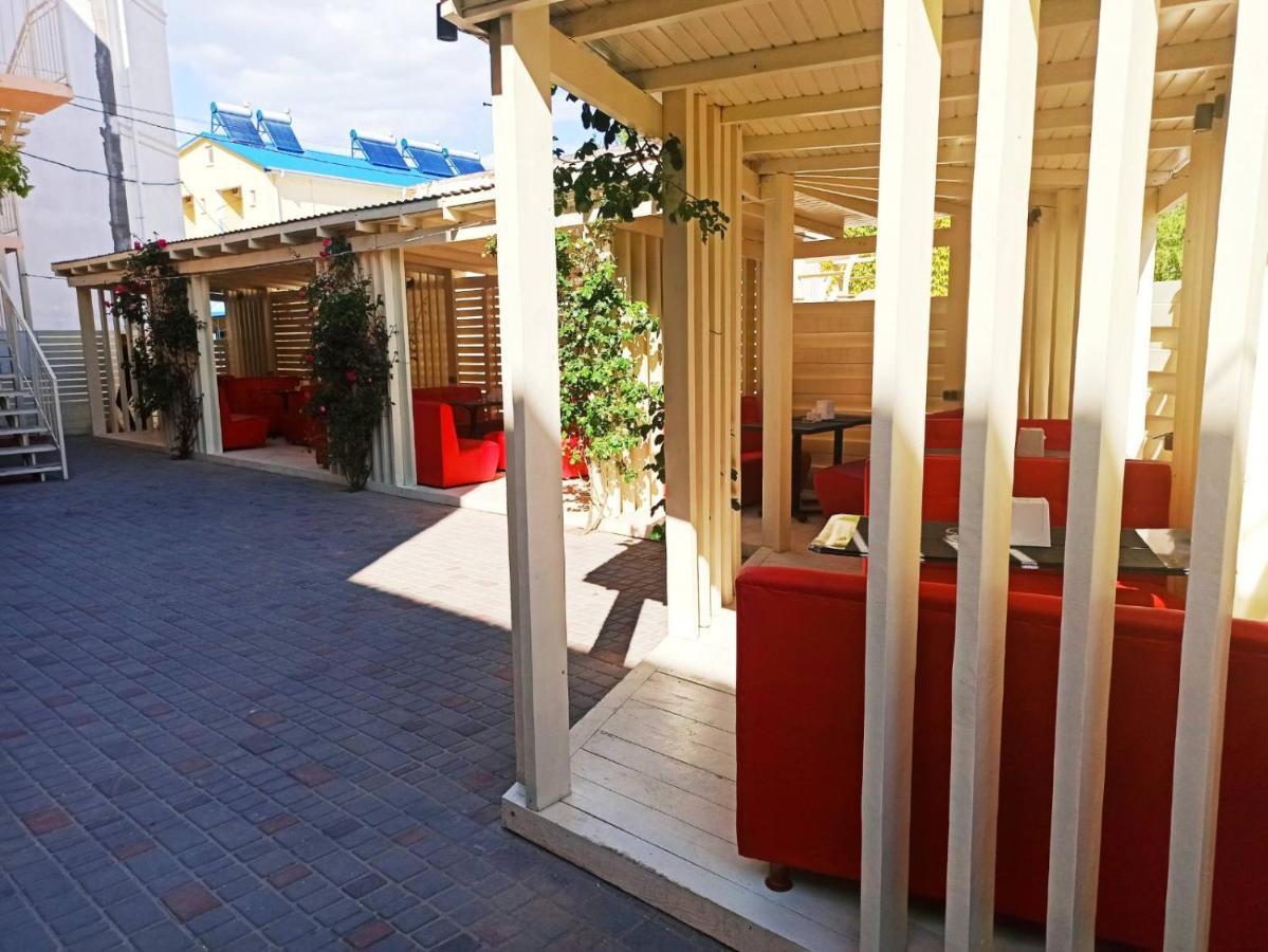 Euroline Hotel Zatoka Exterior photo